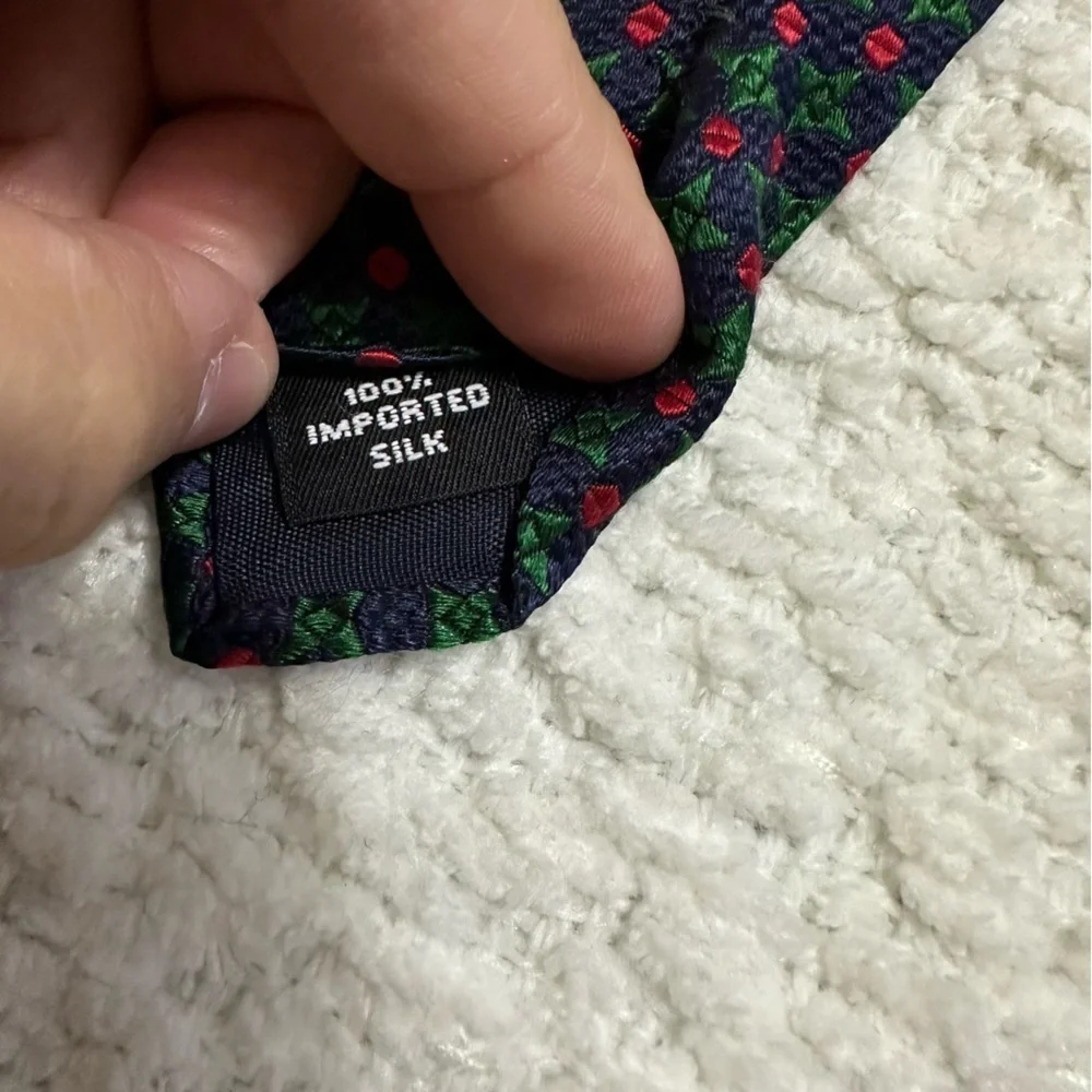 Ted Lapidus 100% Silk Tie